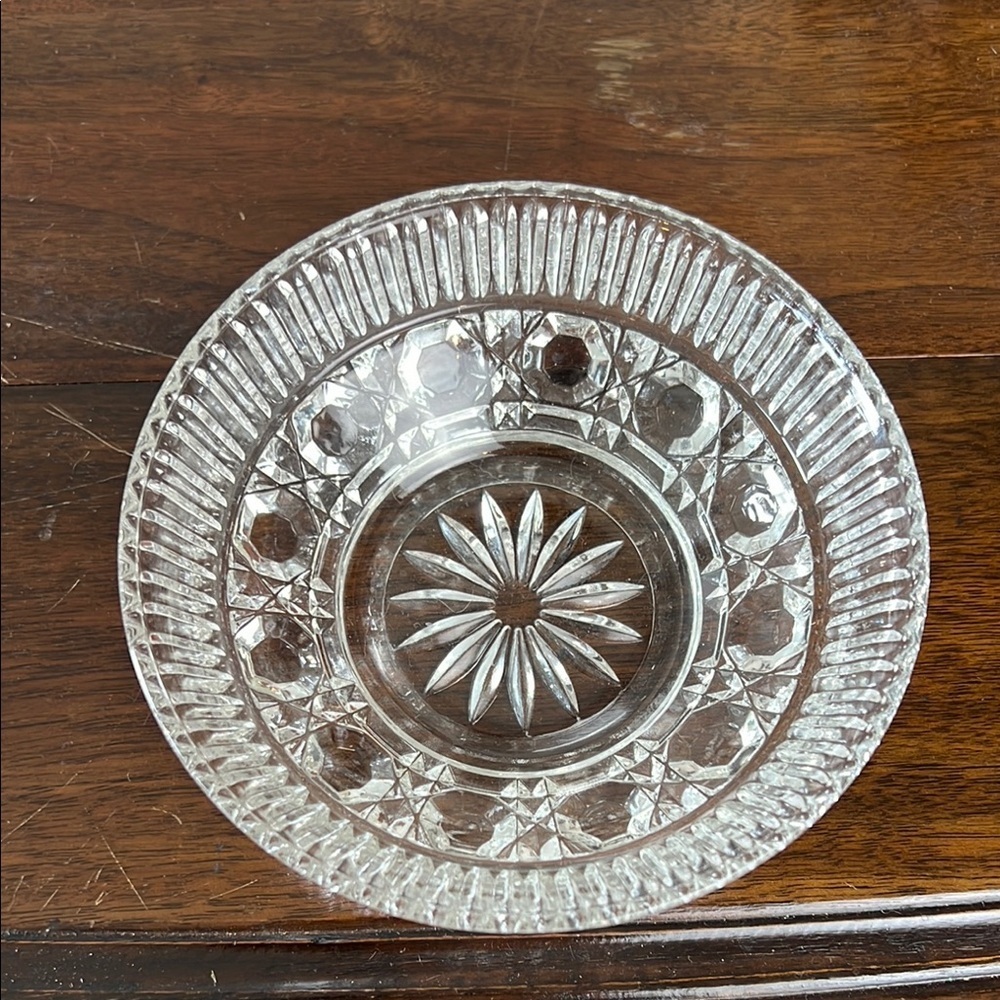 Vintage Etched Crystal Bowl Trinket Dish Catch All Vanity Bathroom Dish